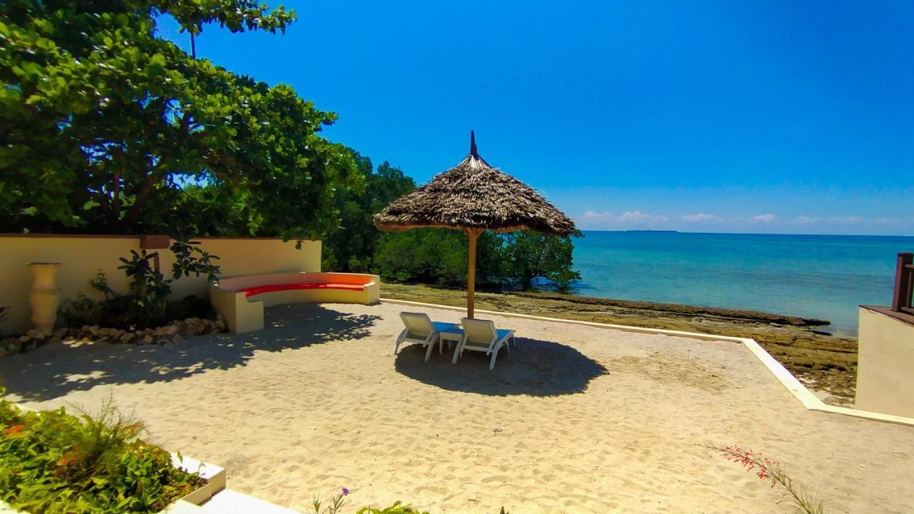 Golden Palm Boutique Zanzibar Hotel Exterior photo